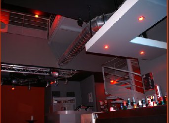 Le Trash Bar Gay Cruising Bar � Marseille : 