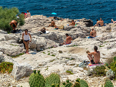 Mont Rose gay beach