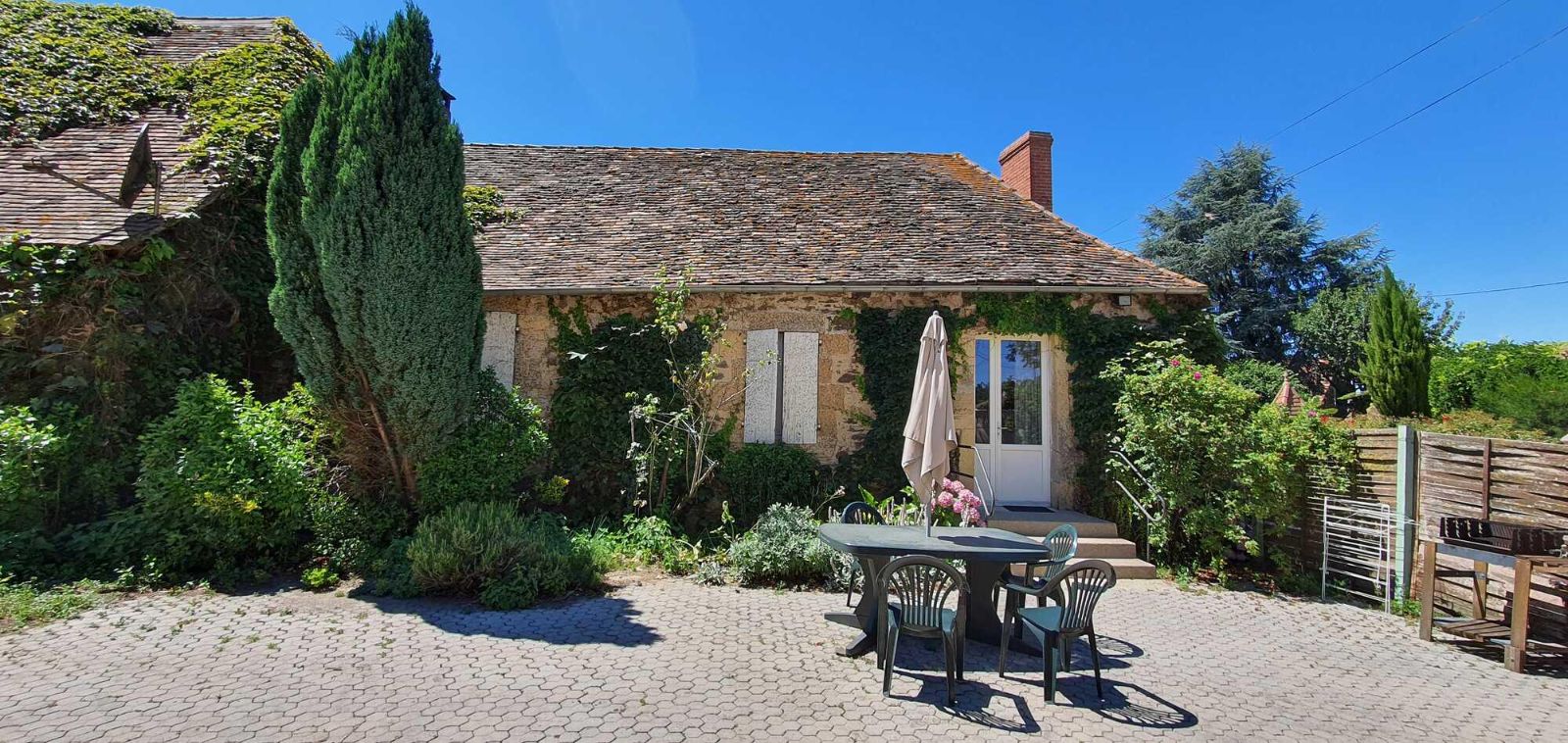 La Ferme de Laupilière - gîte rural à Sarrazac La Ferme de Laupilière - gîte rural à Sarrazac