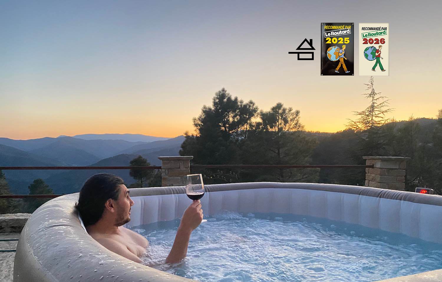 Maison des Monts Bleus en C�vennes, chambres, table, cave � vins et JACUZZI.