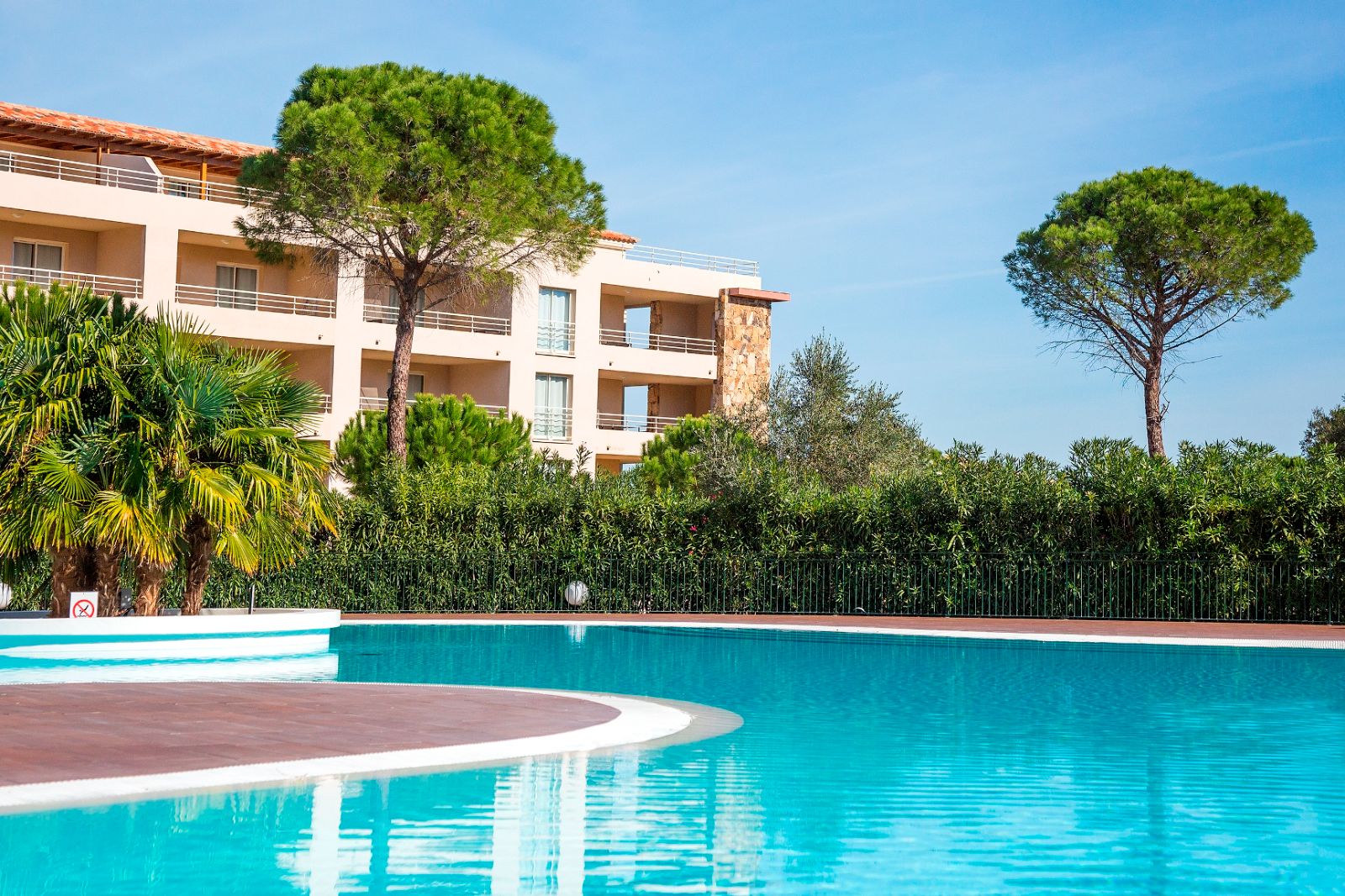 Luxury flat with swimming pool, close to the port of Porto-Vecchio