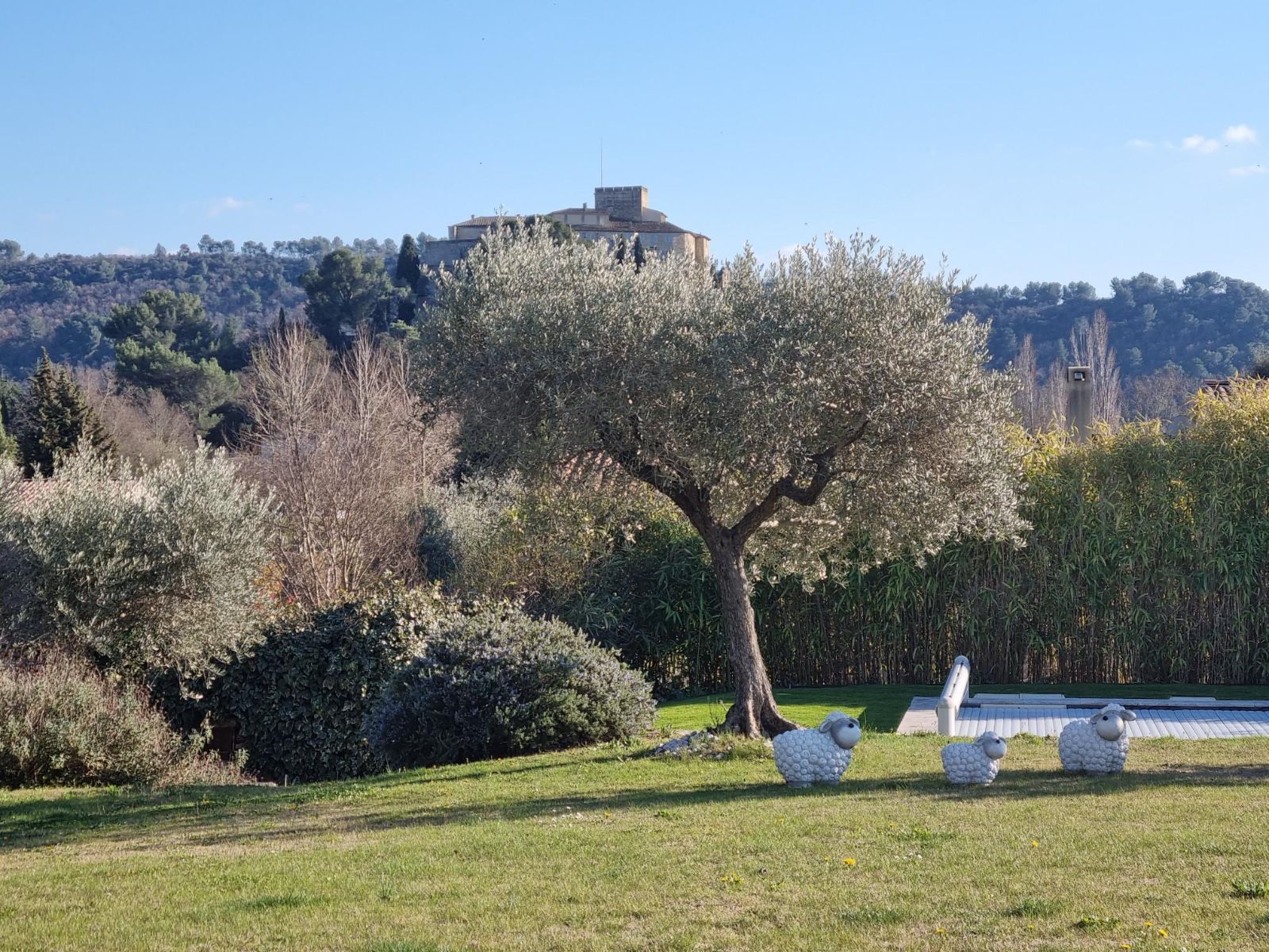 Gite Ansouis Luberon proche Lourmarin et Aix en Provence