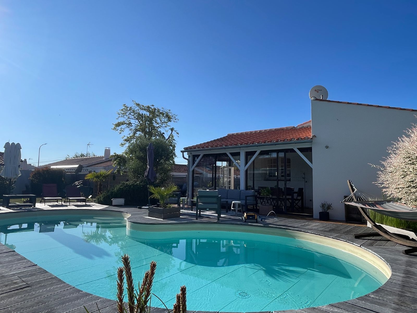 Bed and Breakfast with Heated Pool and Jacuzzi in Vende