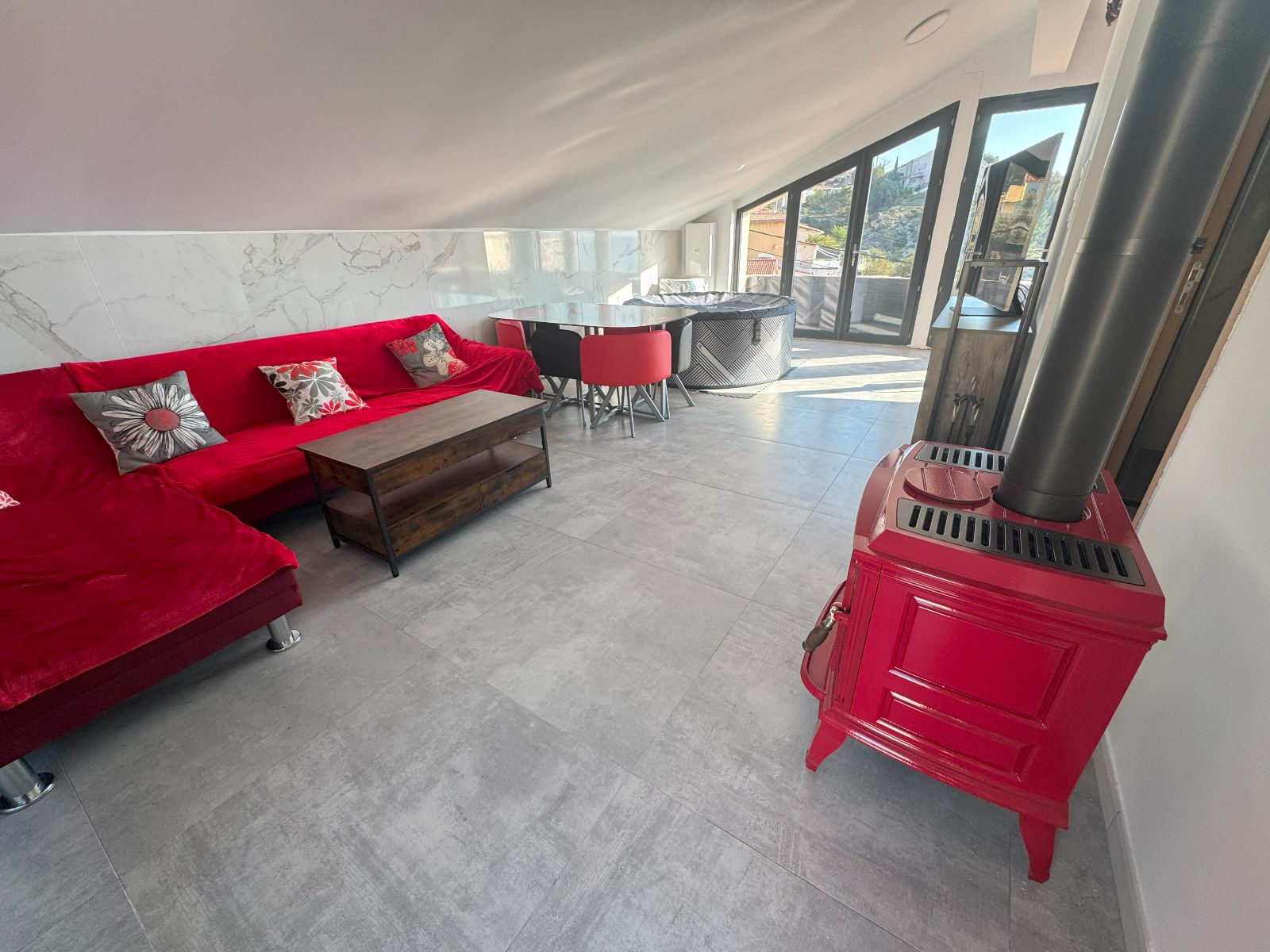 Love room sur la Cote Bleue  Niolon