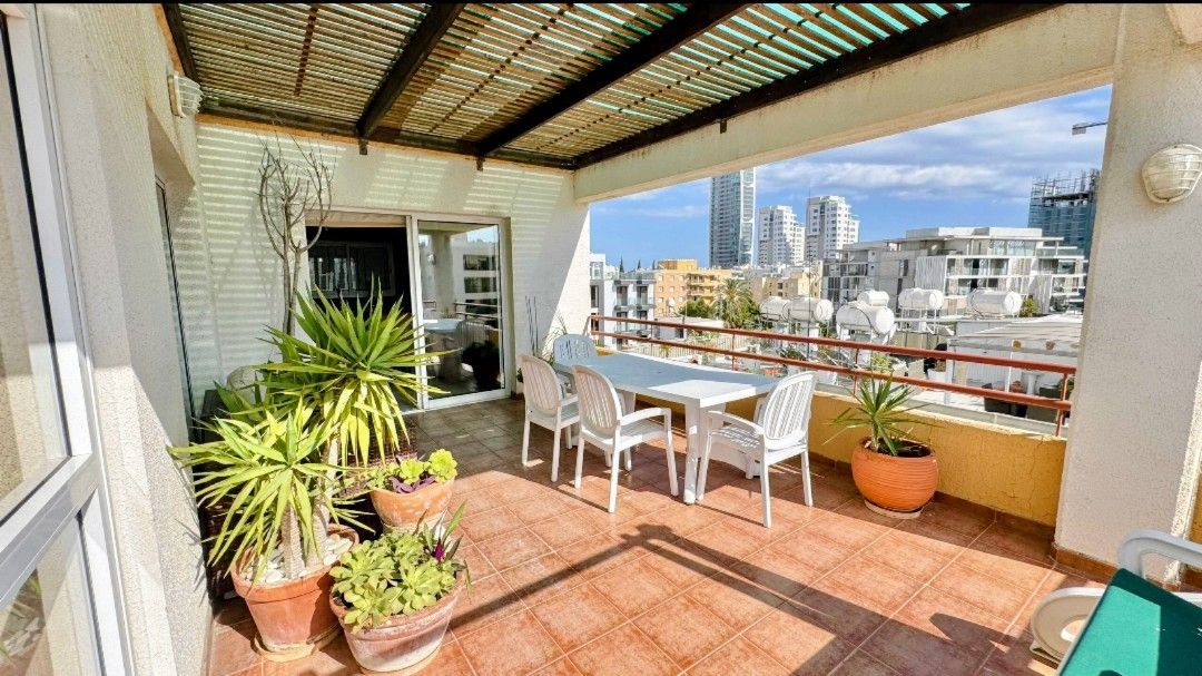 Penthouse para hombres, a 200 m de la playa Penthouse para hombres, a 200 m de la playa