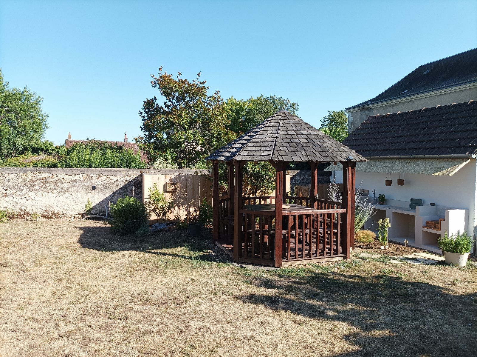 Chez Charly, chambre d'hôtes proches des bords de Loire Chez Charly, chambre d'hôtes proches des bords de Loire