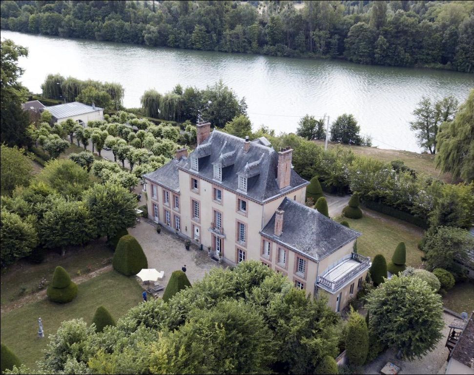 Château de Rouillon d'Allest Château de Rouillon d'Allest