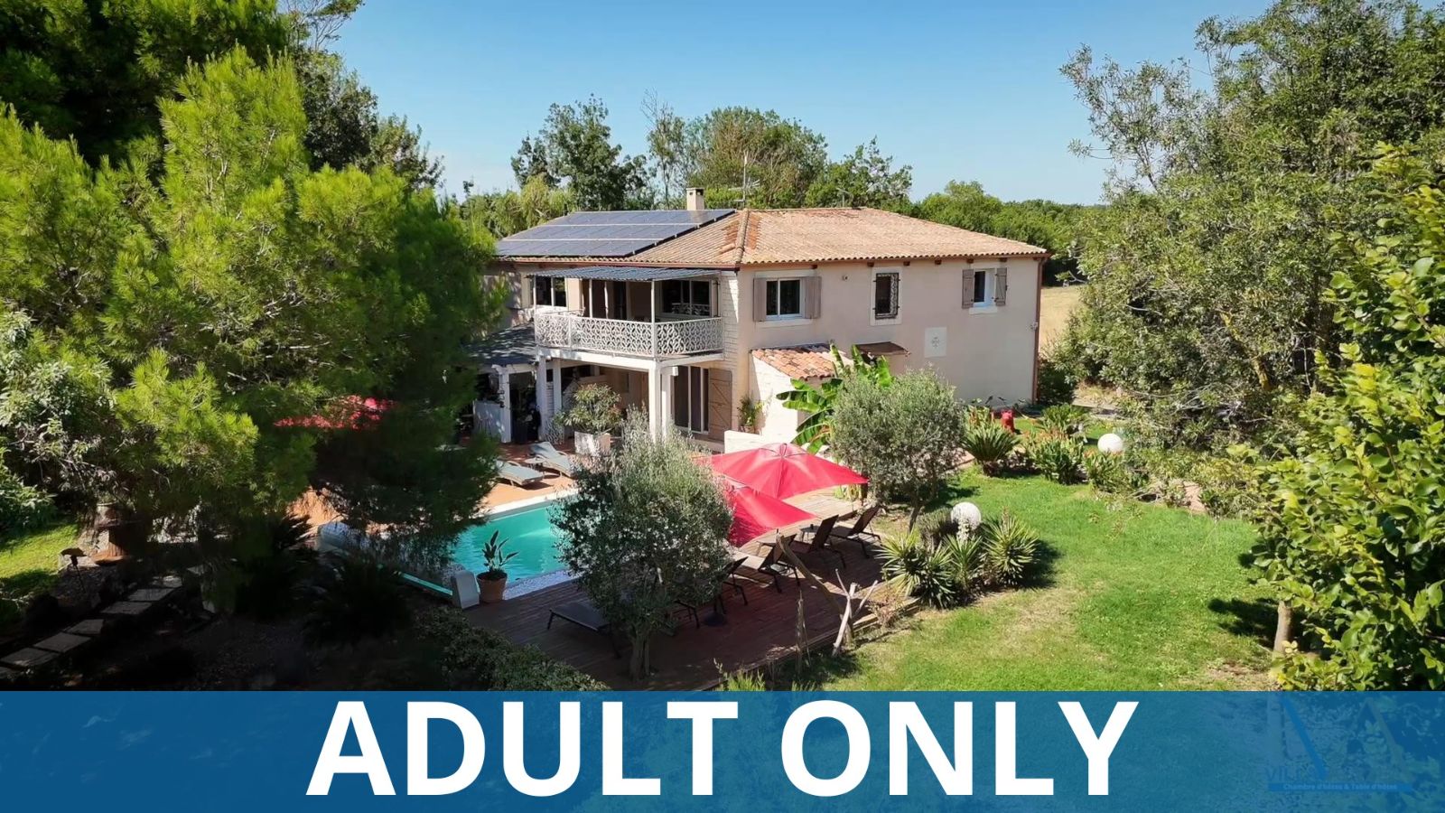 Villa Alyzea, chambres d'hôtes avec piscine chauffée et jacuzzi Villa Alyzea, chambres d'hôtes avec piscine chauffée et jacuzzi