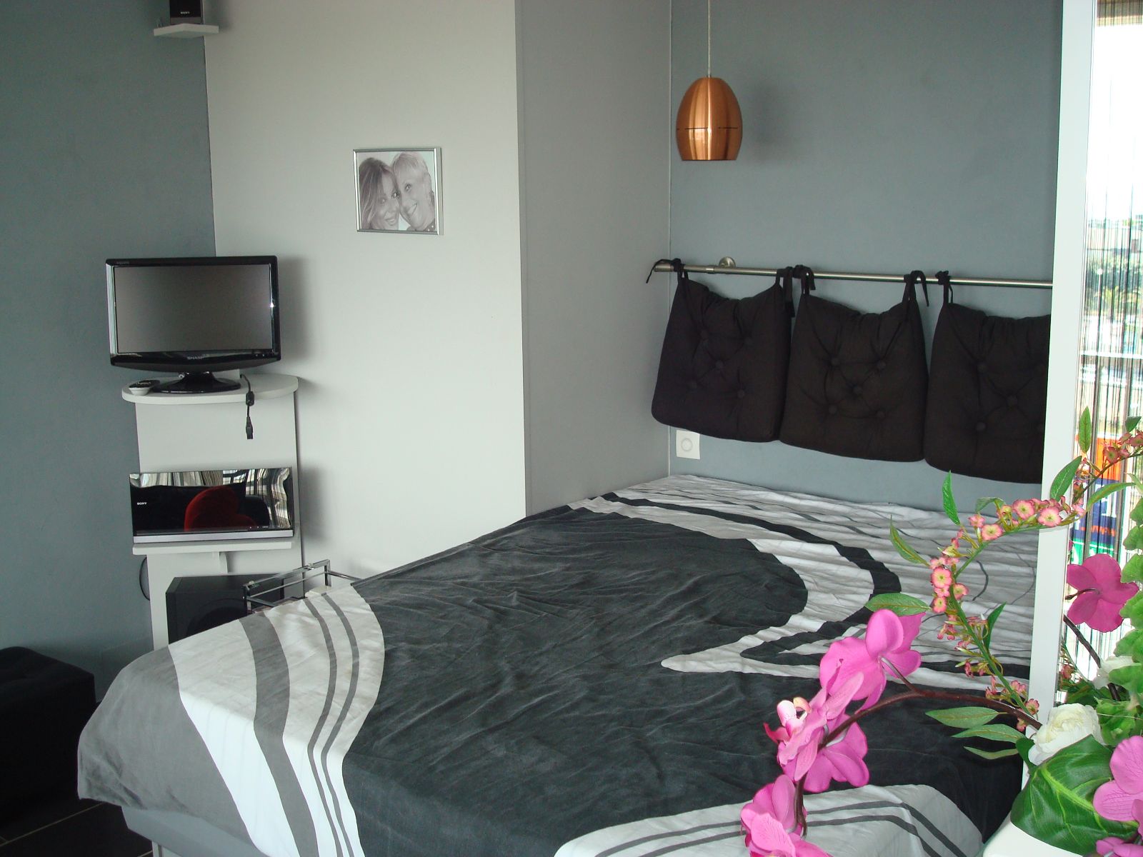 LES MARQUIS HELIOPOLIS LES MARQUIS HELIOPOLIS