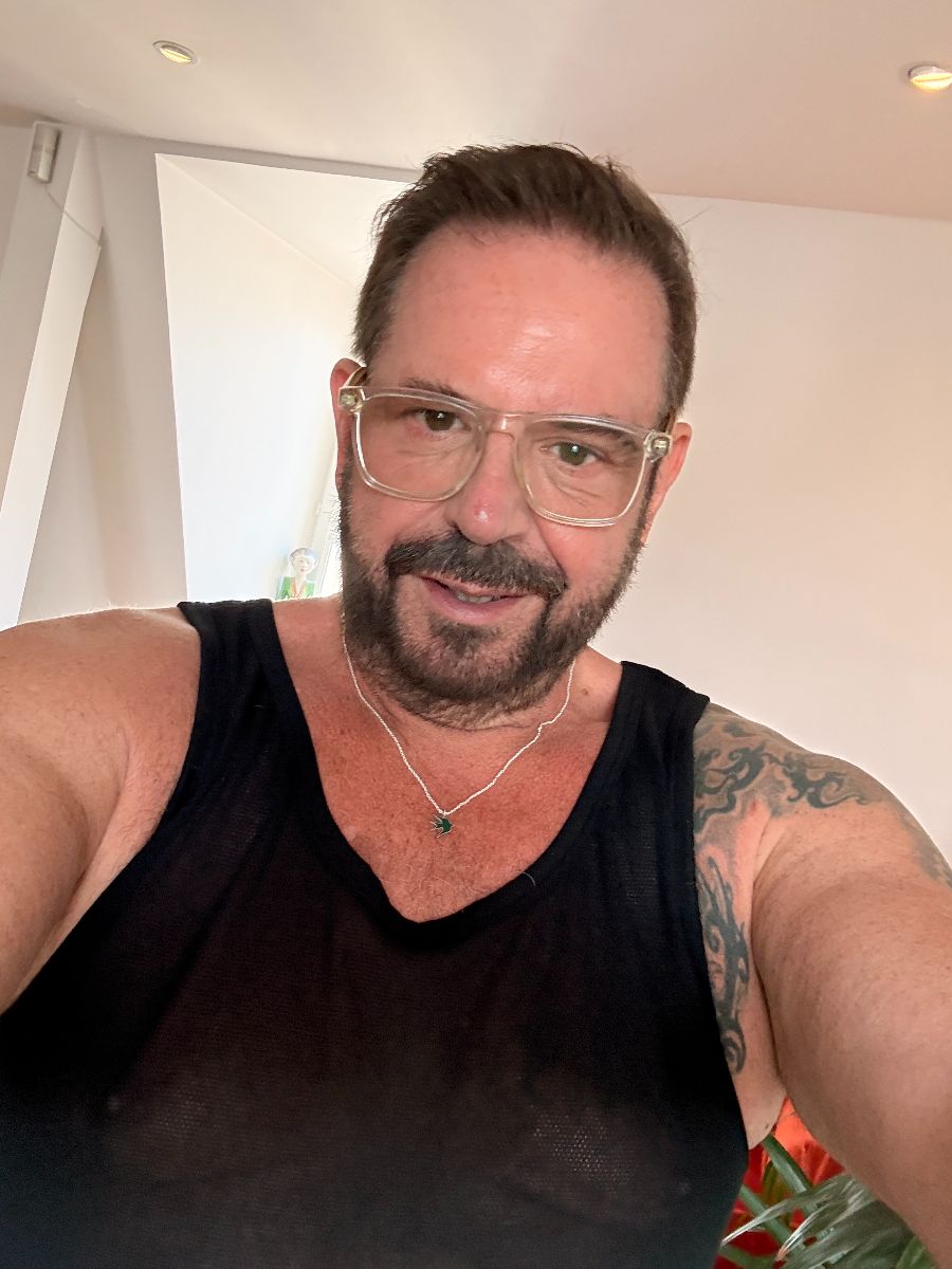 Frederic Massage gay