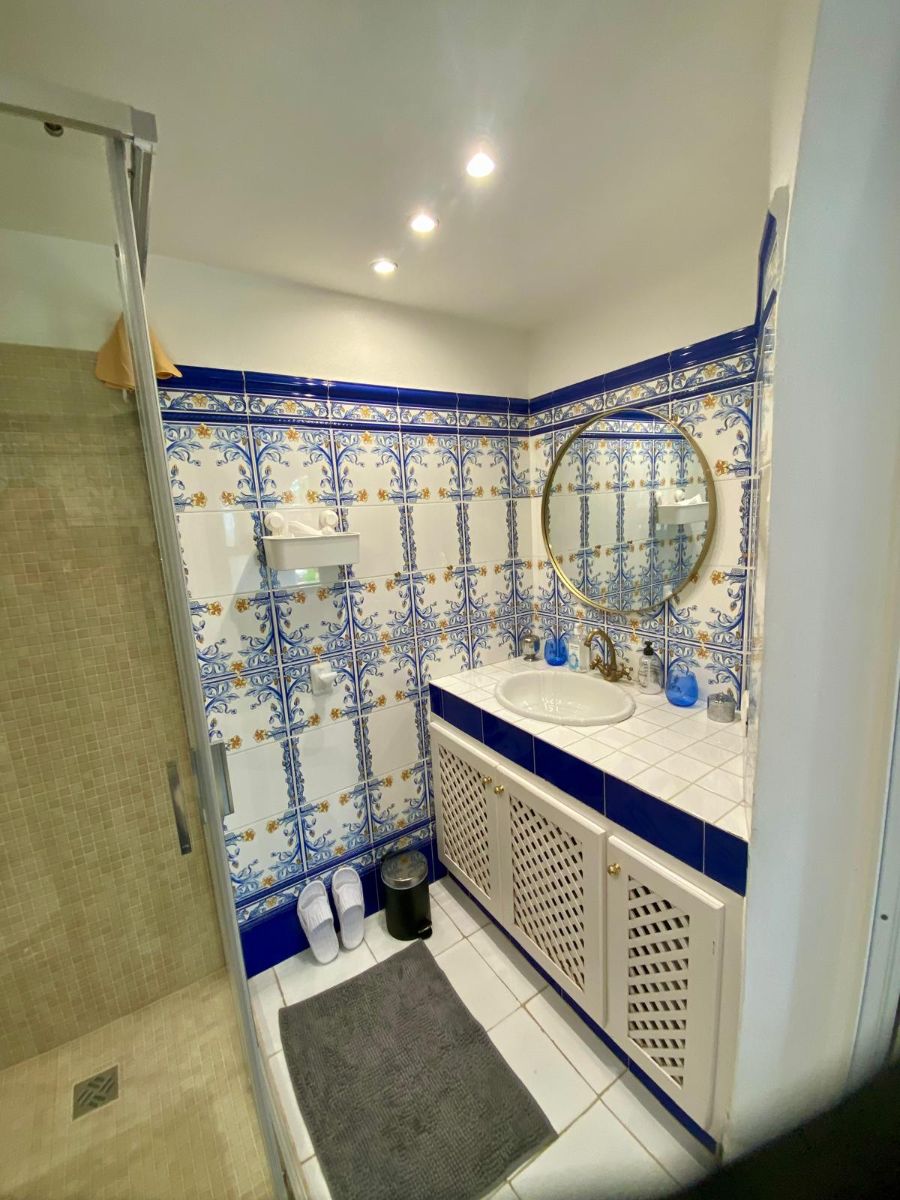 La salle de bain du studio La salle de bain du studio