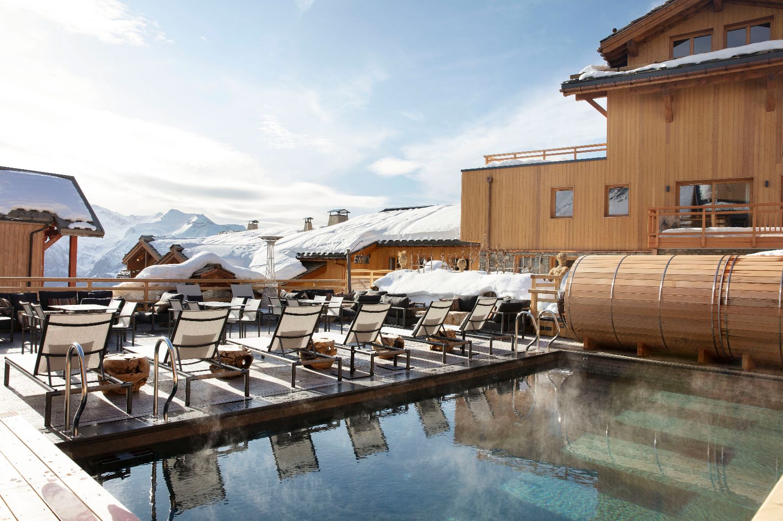 Piscine extrieure Htel les Grandes Rousses