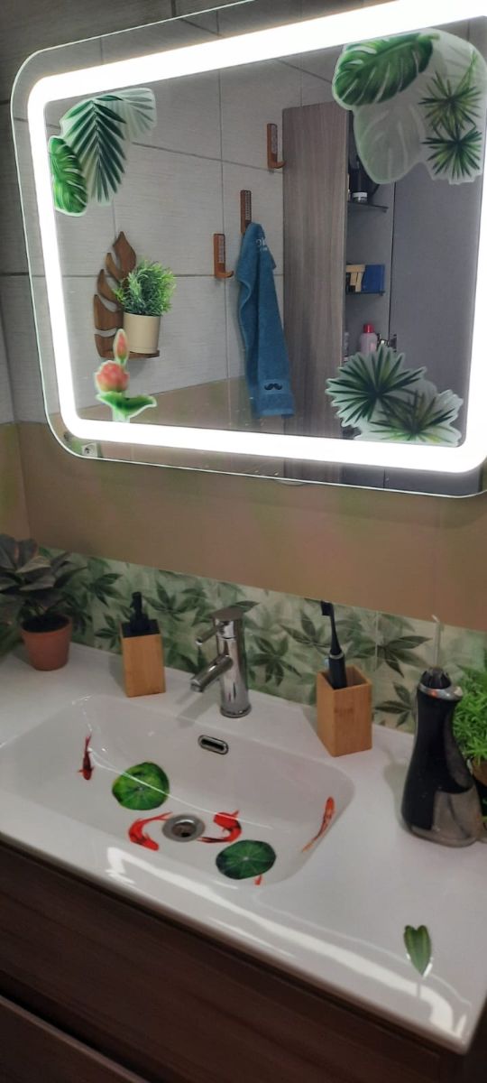 Salle de Bains commune (pour les Chambres Jungle et Cosmos)