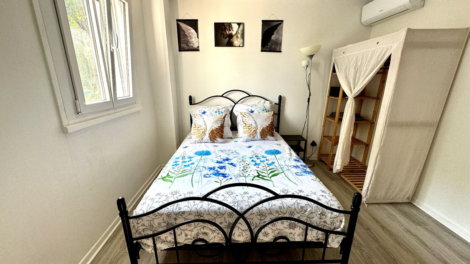 Chambre 1 avec salle d'eau privative