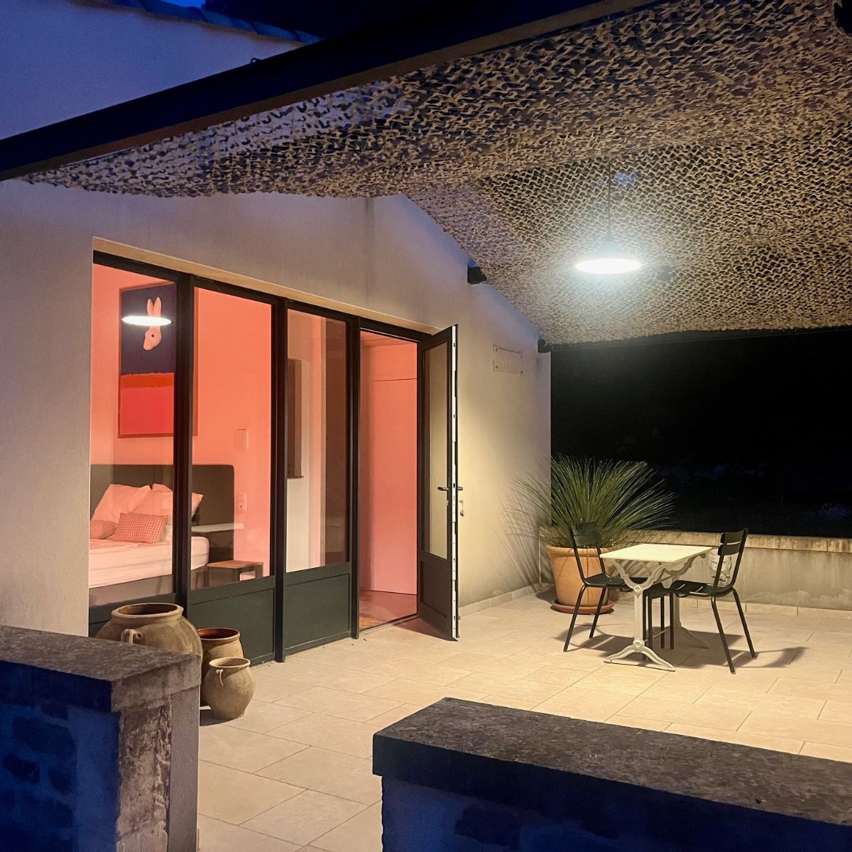 Terrasse en soirée Terrasse en soirée