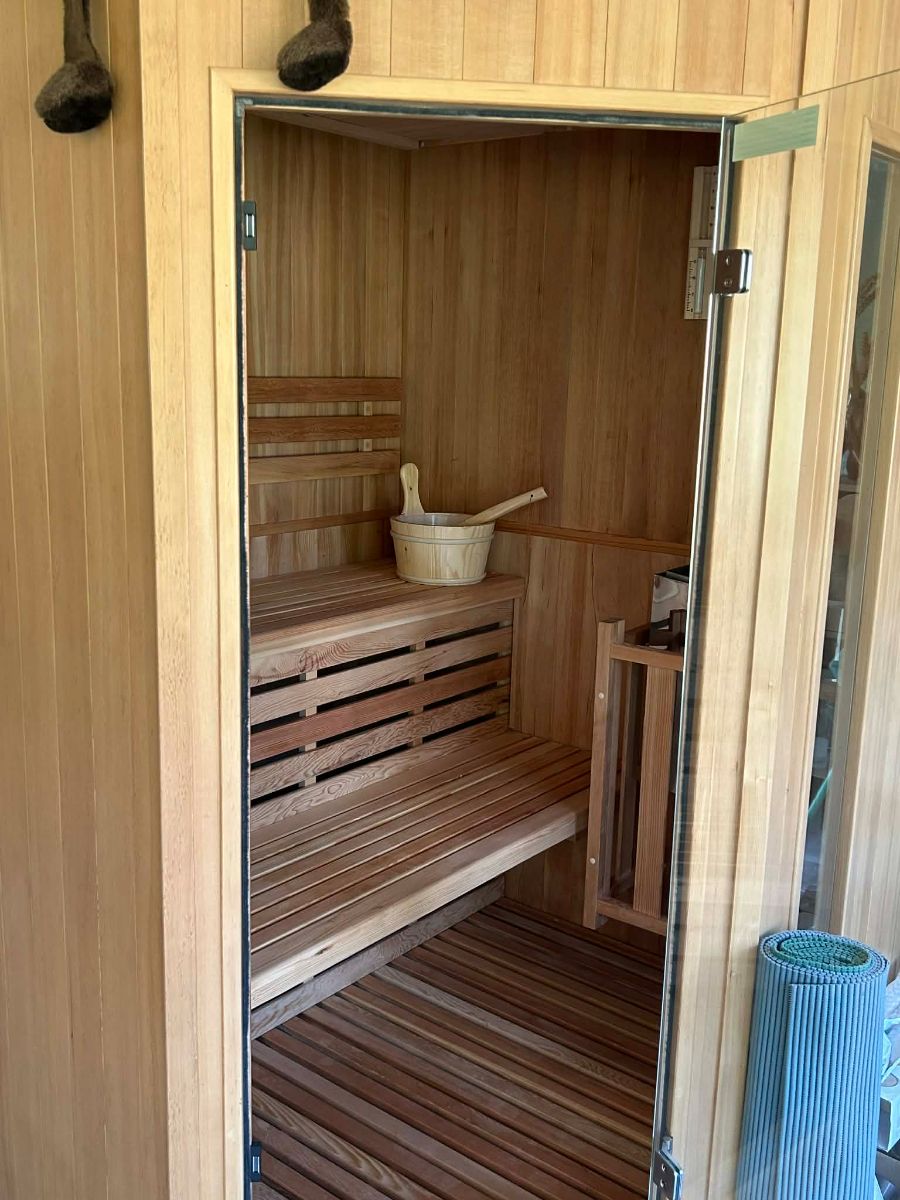 Sauna int�rieur disponible en sus