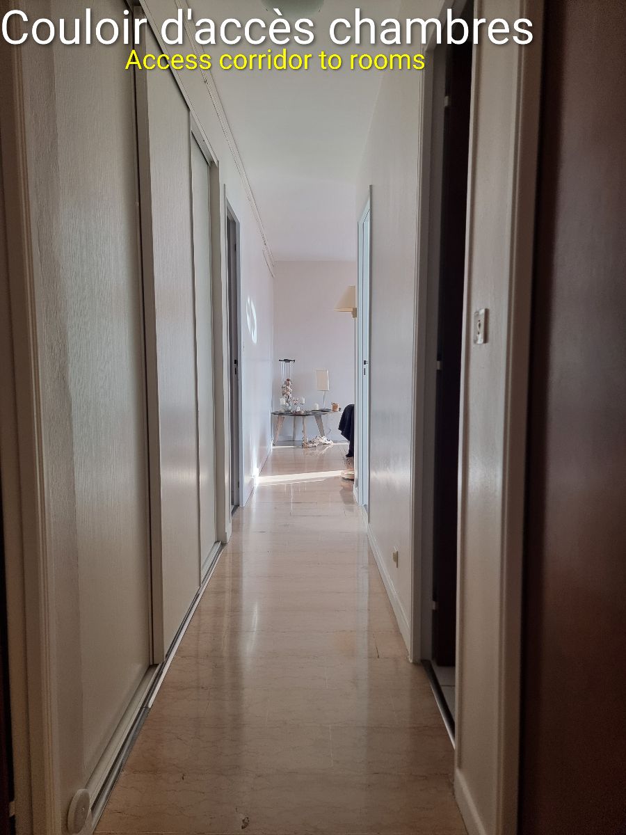 Couloir accès chambres Couloir accès chambres