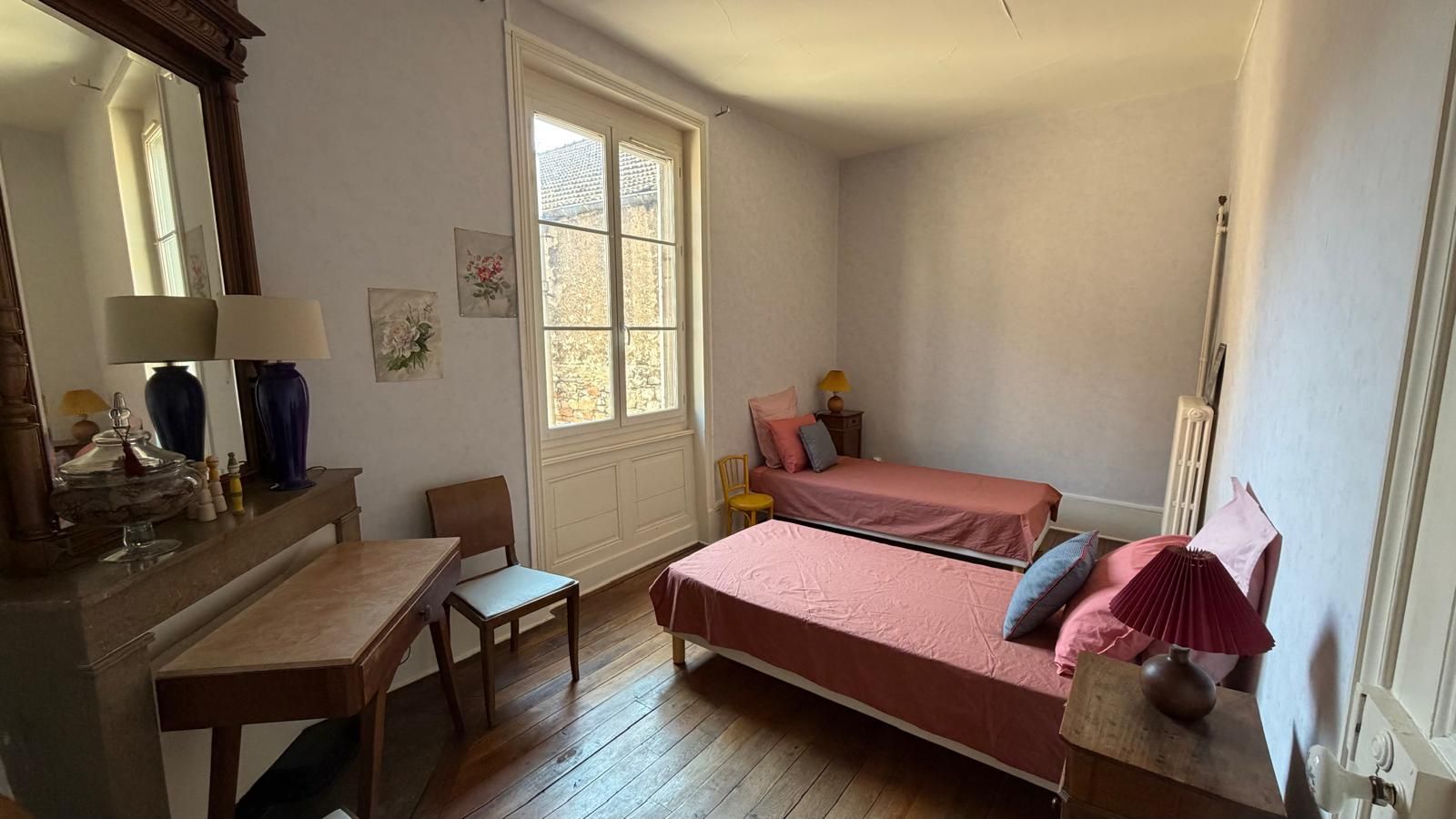 Chambre 3 - 2 lits 90 x 200 cm Chambre 3 - 2 lits 90 x 200 cm