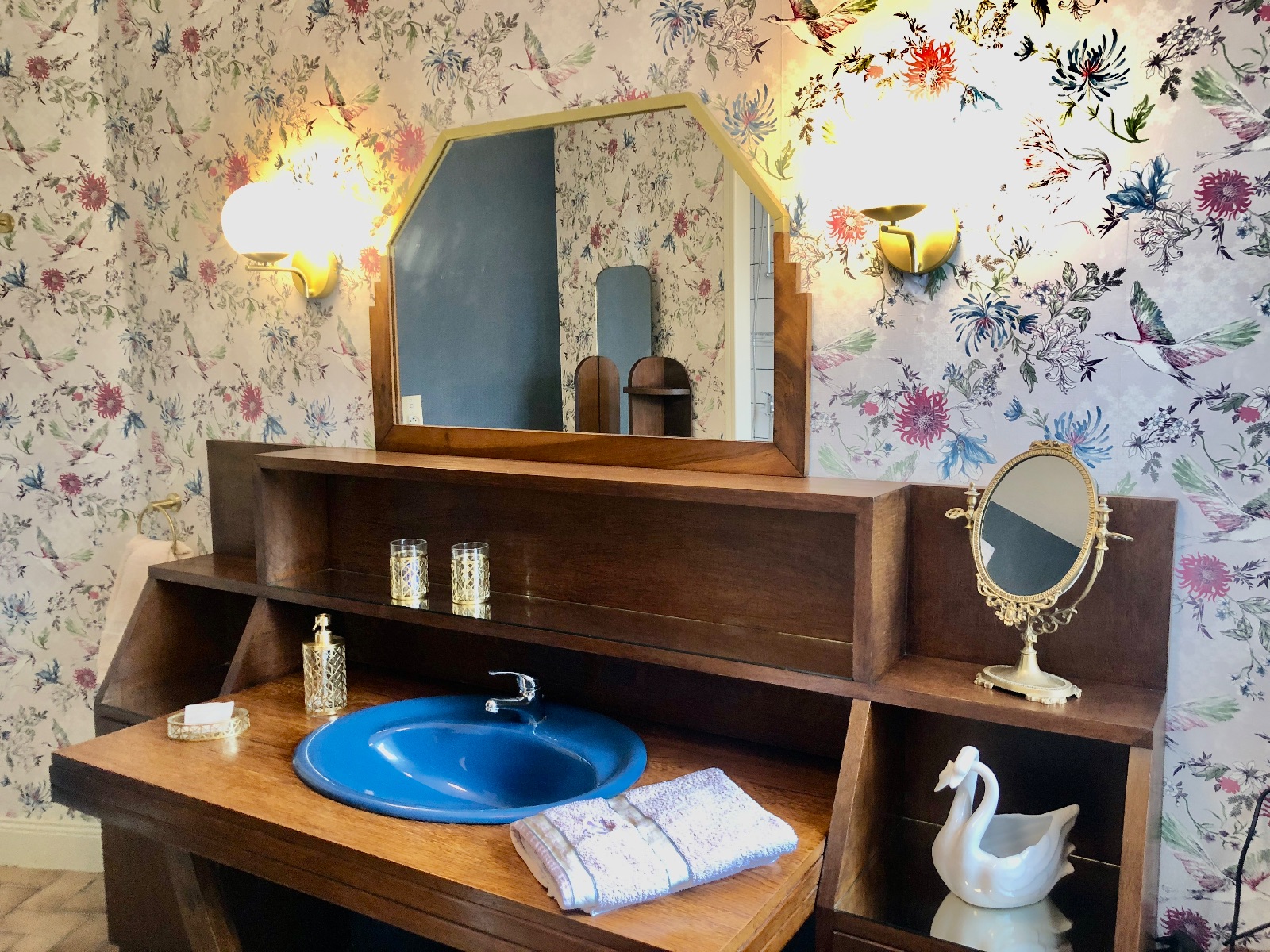Salle De Bains / Douche, Baignoire, Vasque Salle De Bains / Douche, Baignoire, Vasque