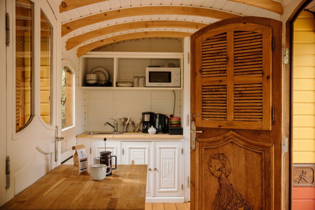 Coin cuisine Roulotte ''Capucine''-Bourousais 35