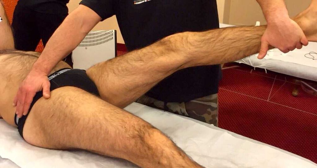 Quelques mouvements empruntés au Thaï Quelques mouvements empruntés au Thaï