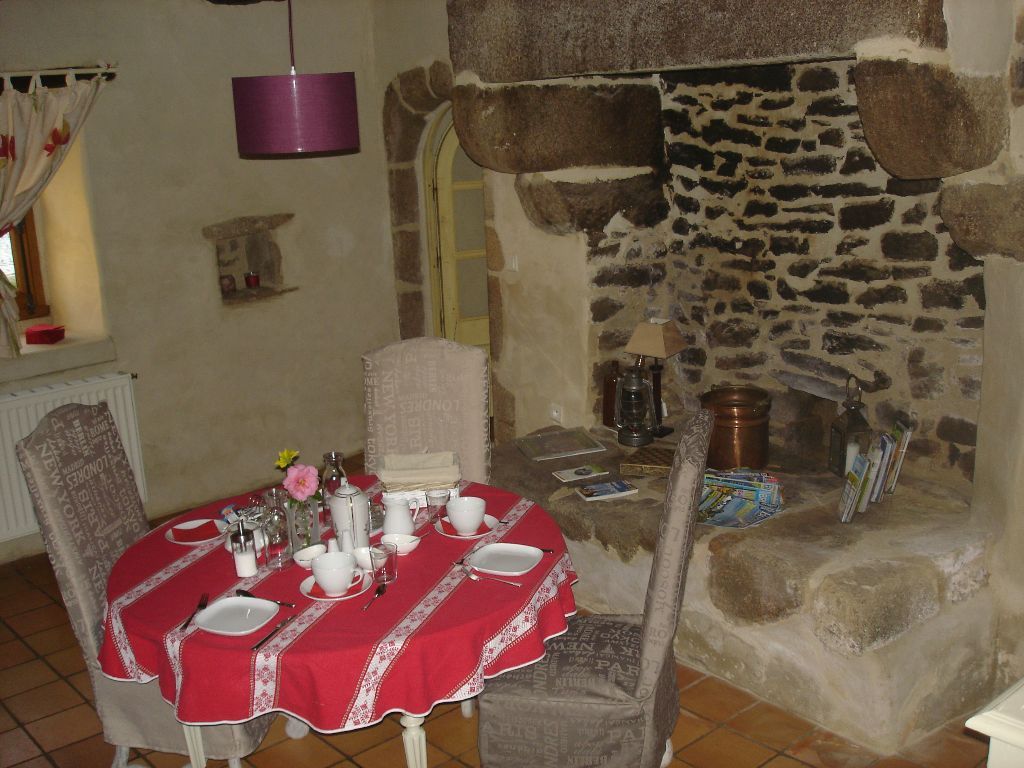 La salle du petit déjeuner en hors-saison La salle du petit déjeuner en hors-saison