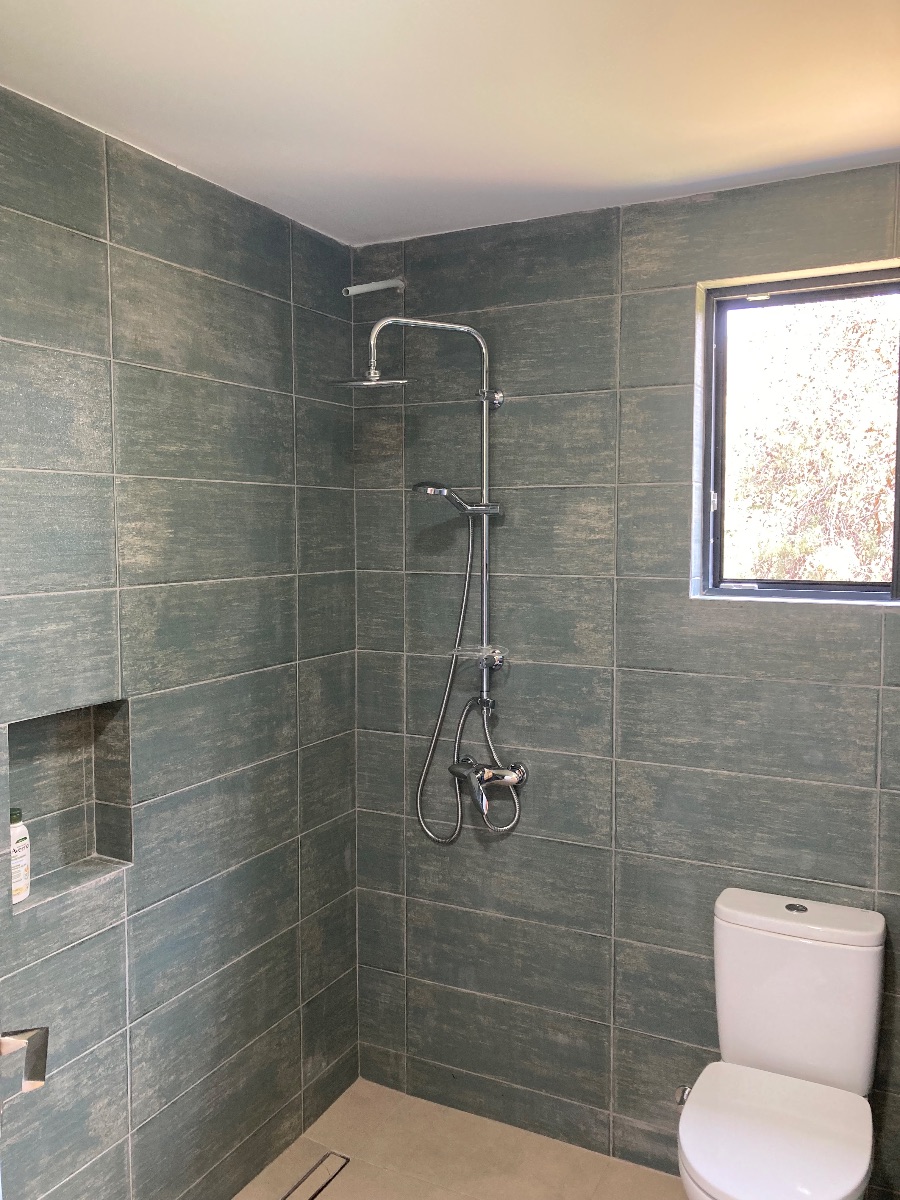 Bathroom of one of the two apartments 