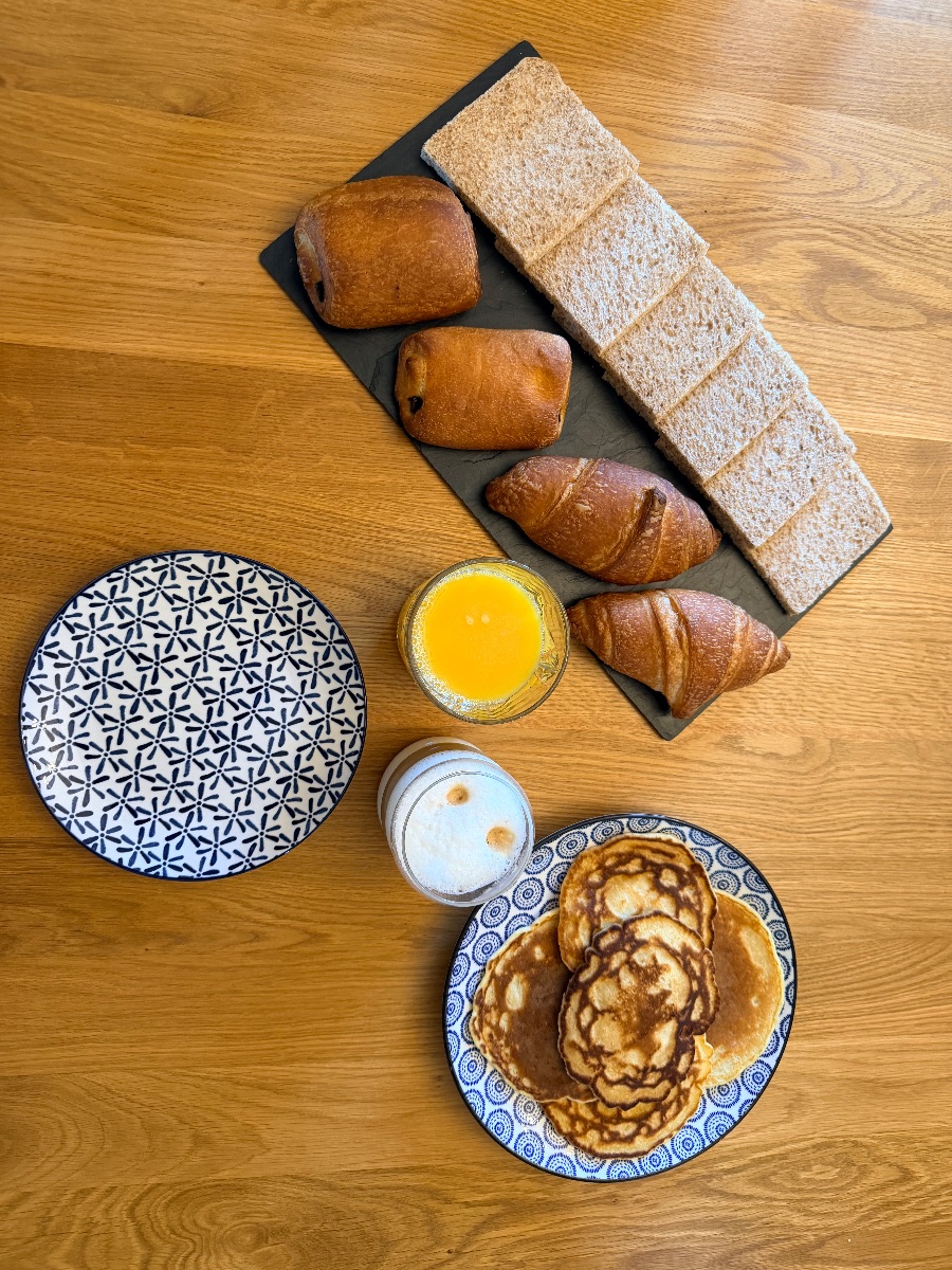 Petit Dej Petit Dej