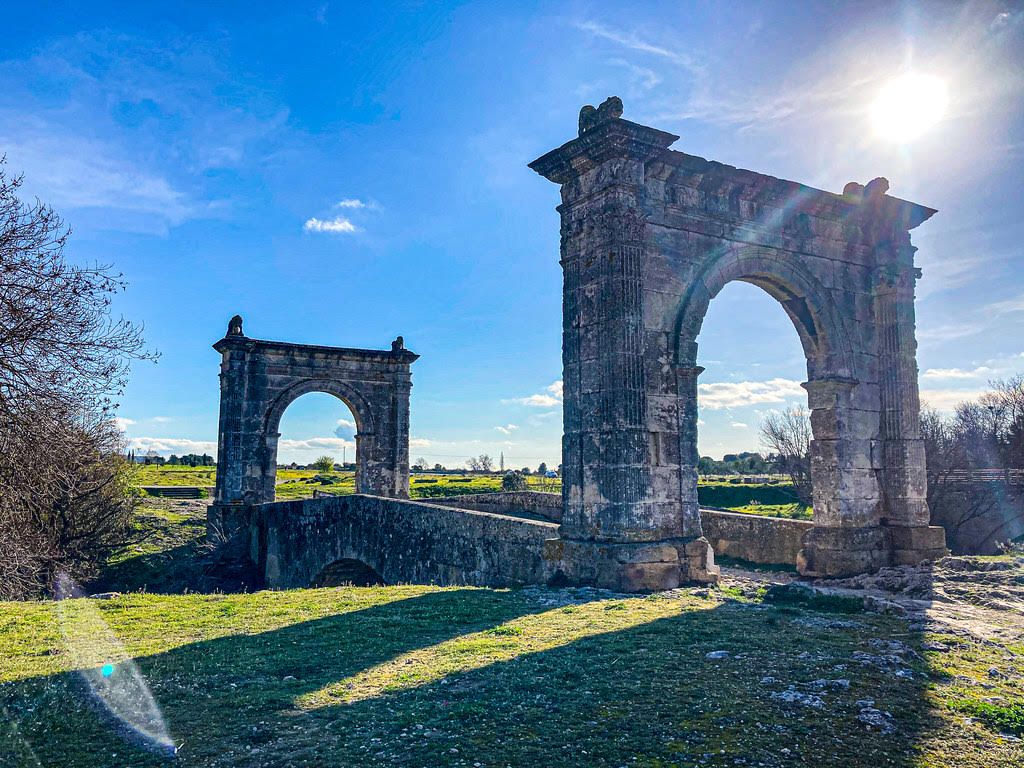 Entre Village de Saint Chamas