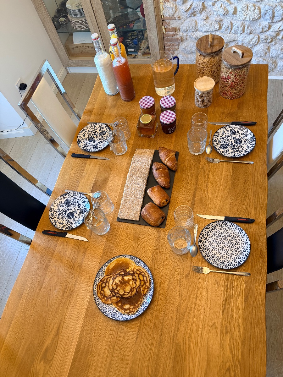 Petit Dej 2 Petit Dej 2