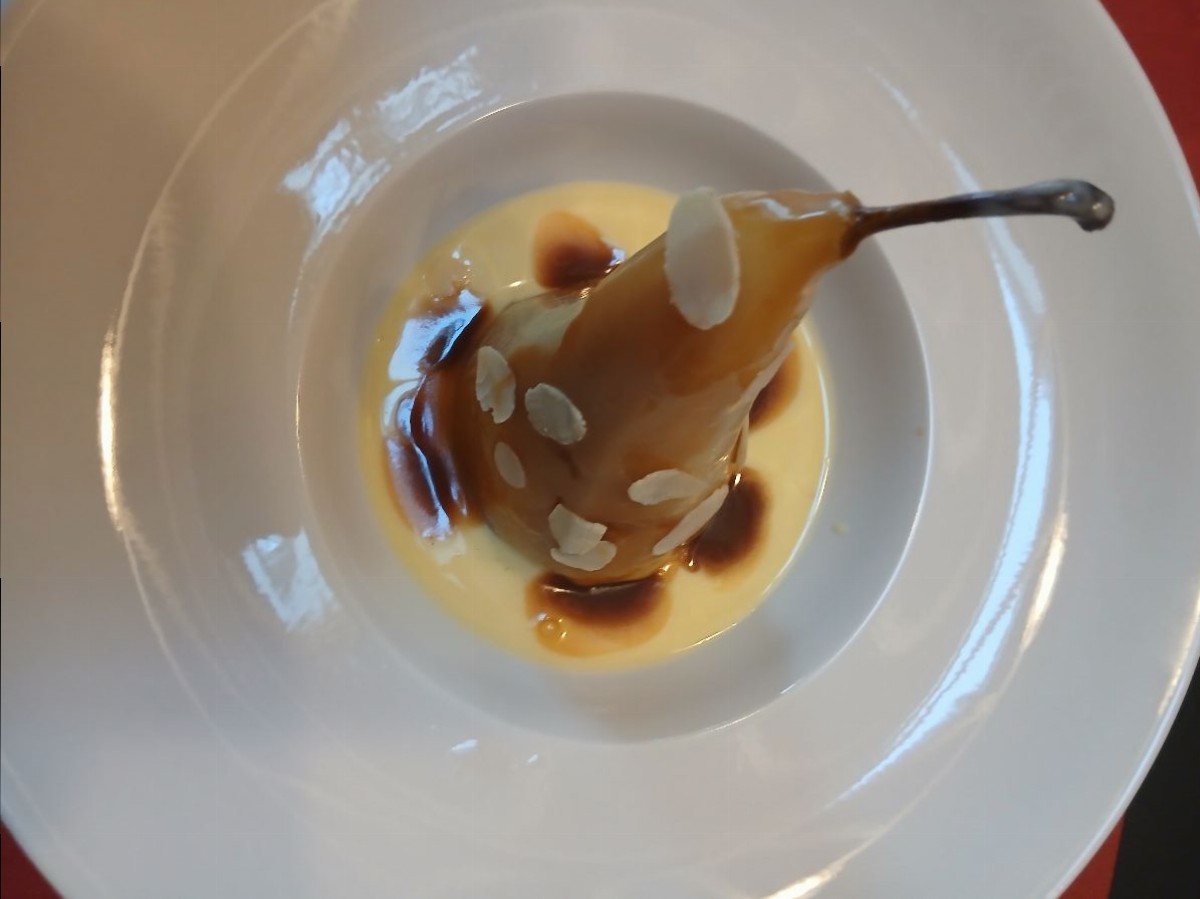 Confrence caramel sur lit de crme anglaise
