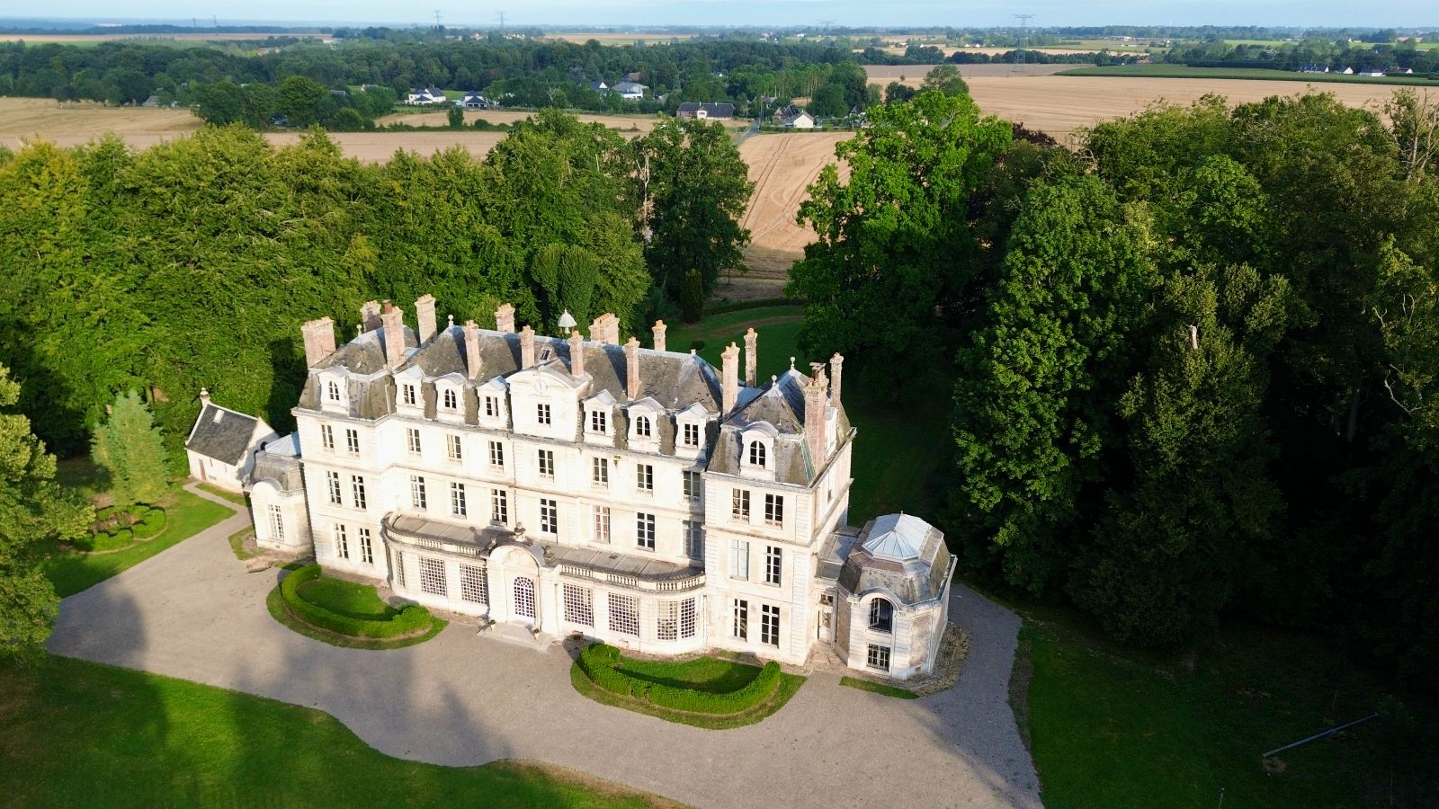 Le chateau de Brumare Le chateau de Brumare