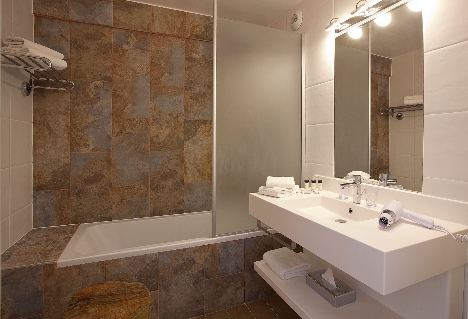 Salle de bains htel les Grandes Rousses