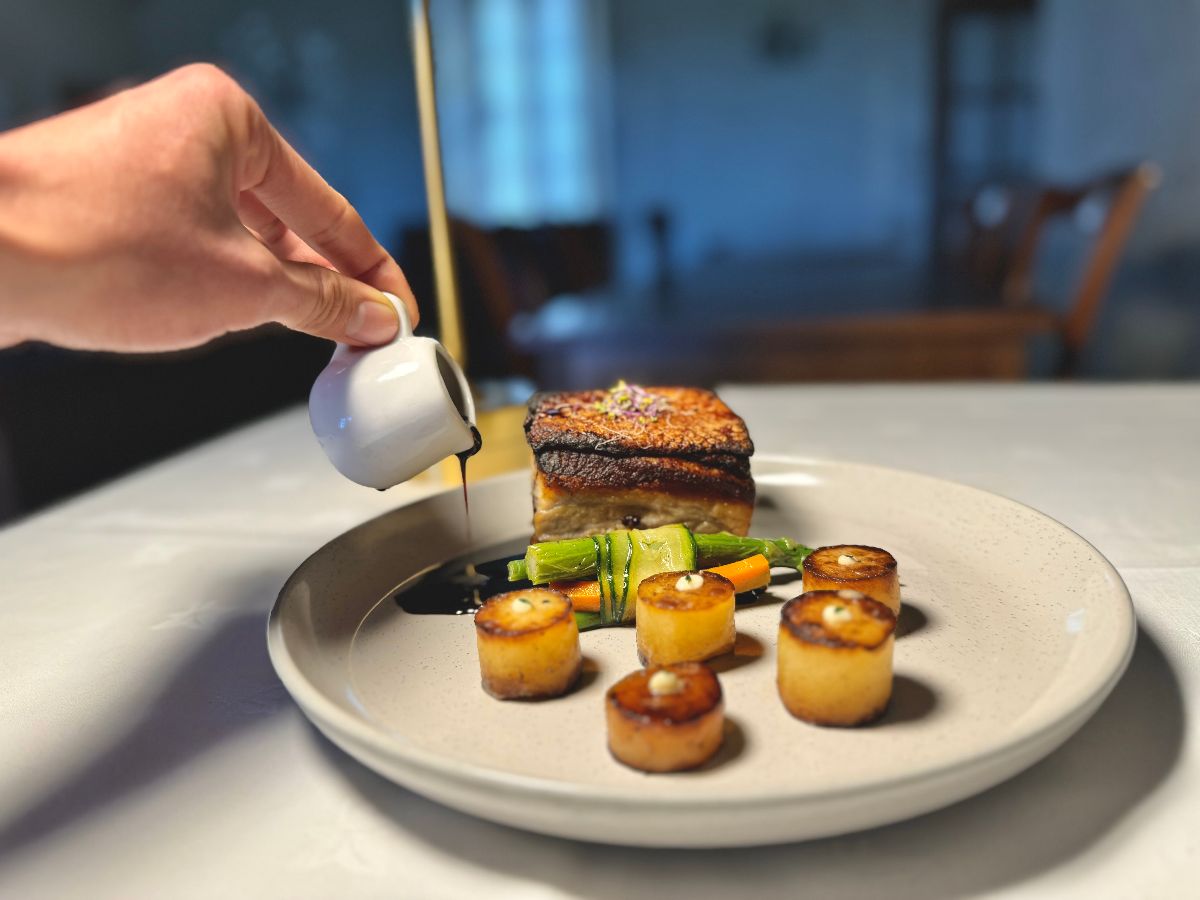 La table d'hôte, on la prend au sérieux... La table d'hôte, on la prend au sérieux...