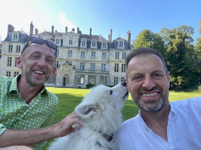 Bruno et Sylvain Propriétaire du Chateau de Brumare Bruno et Sylvain Propriétaire du Chateau de Brumare