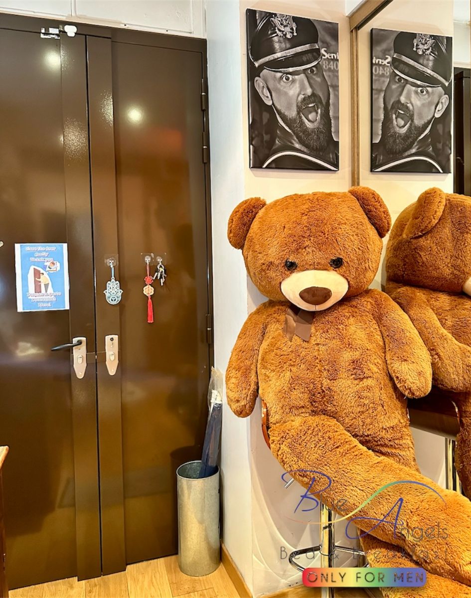 L'entrée avec Nounours #BlueAngels L'entrée avec Nounours #BlueAngels