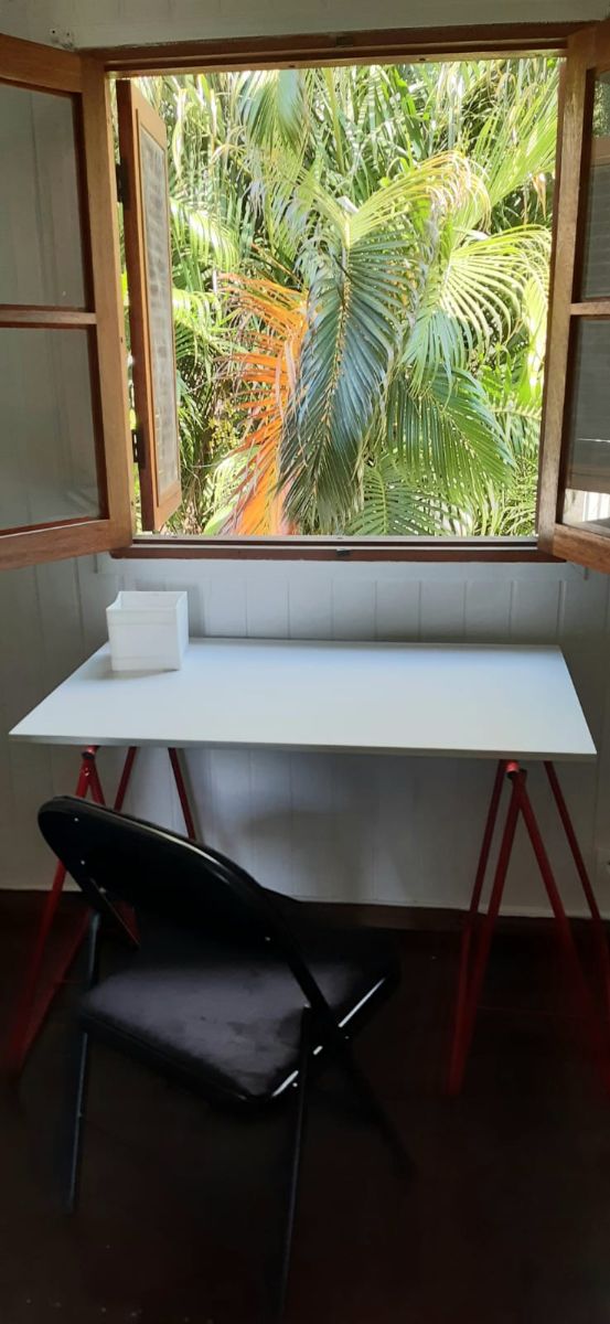 Dressing et espace de travail  l'etage