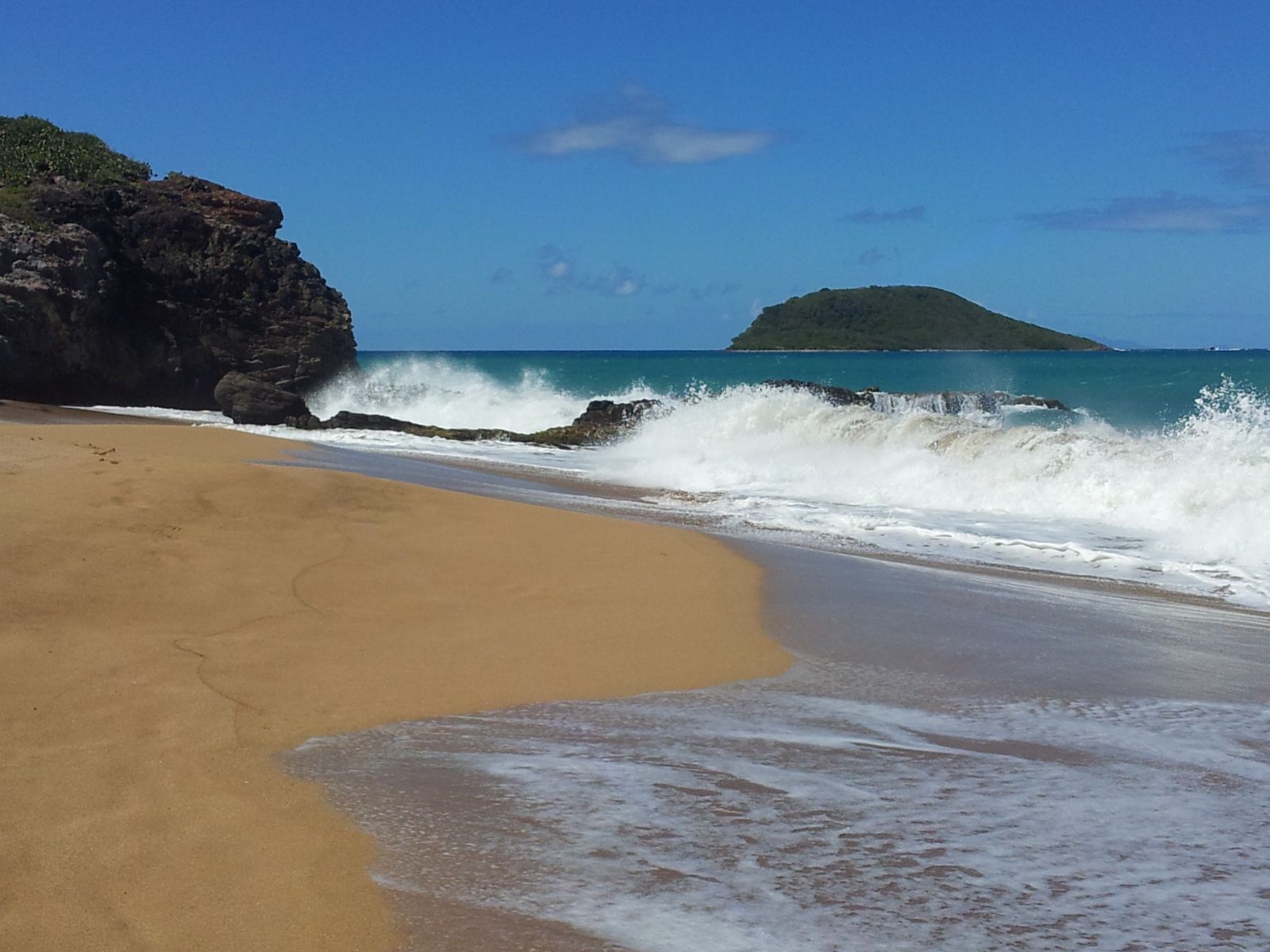 la plage naturiste de Sainte Rose la plage naturiste de Sainte Rose