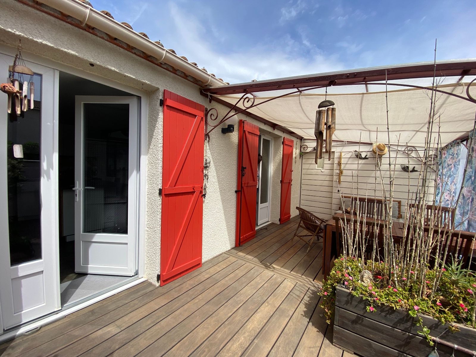 l'entrée de la maison l'entrée de la maison