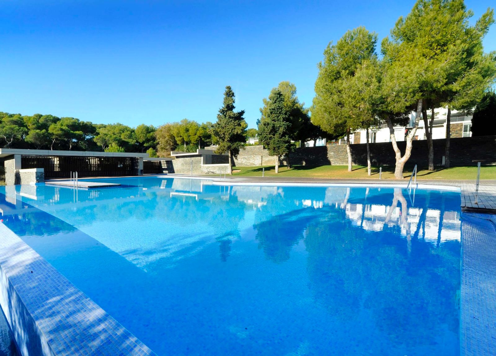 piscine de la residence piscine de la residence