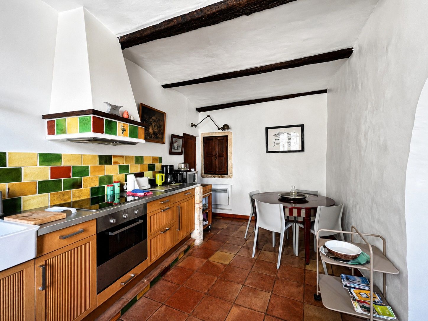La cuisine et le coin repas La cuisine et le coin repas