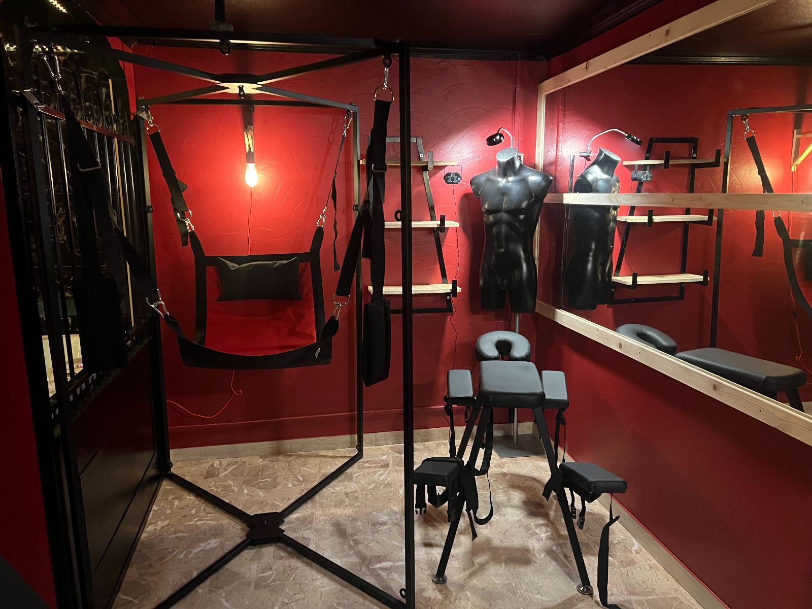 CHAMBRE NOIRE CHAMBRE NOIRE