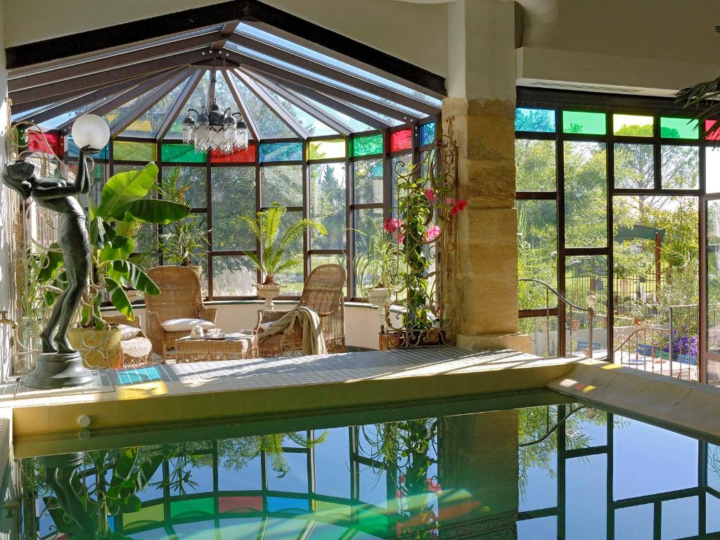 Piscine intérieure Piscine intérieure