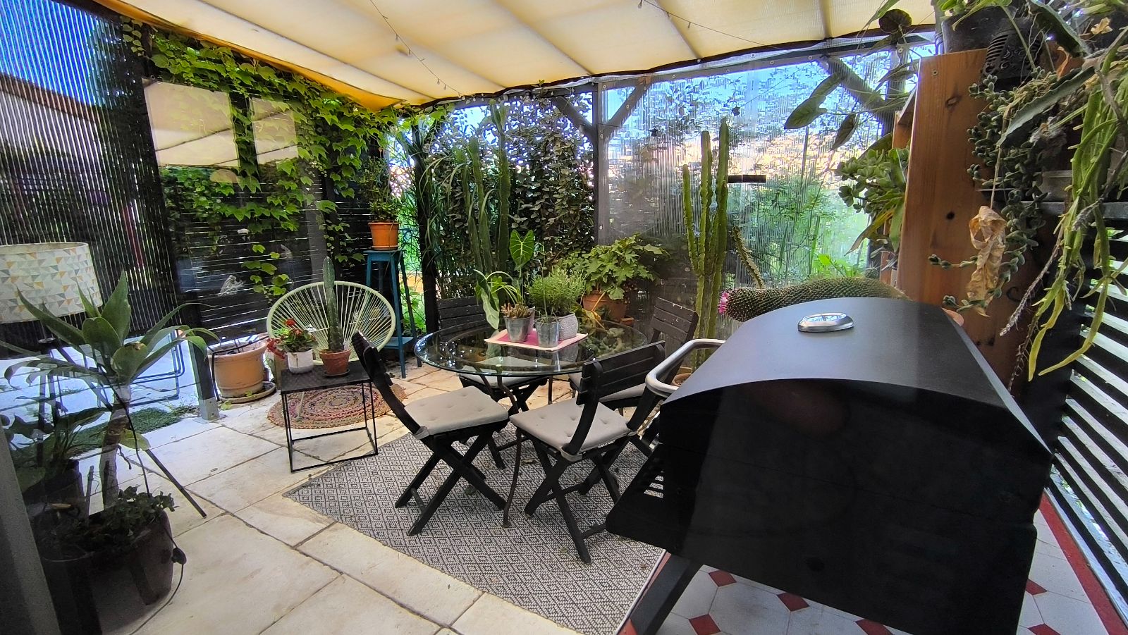 La terrasse des aperos La terrasse des aperos