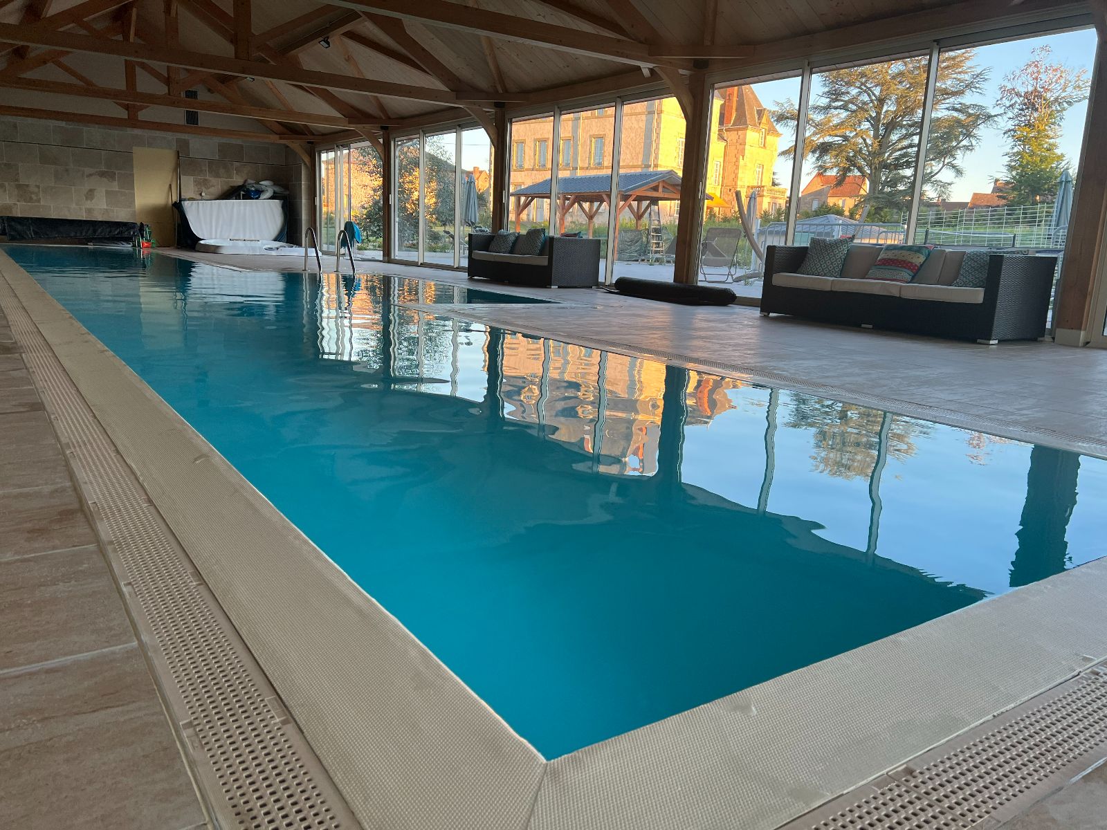 Piscine intérieure chauffée Piscine intérieure chauffée