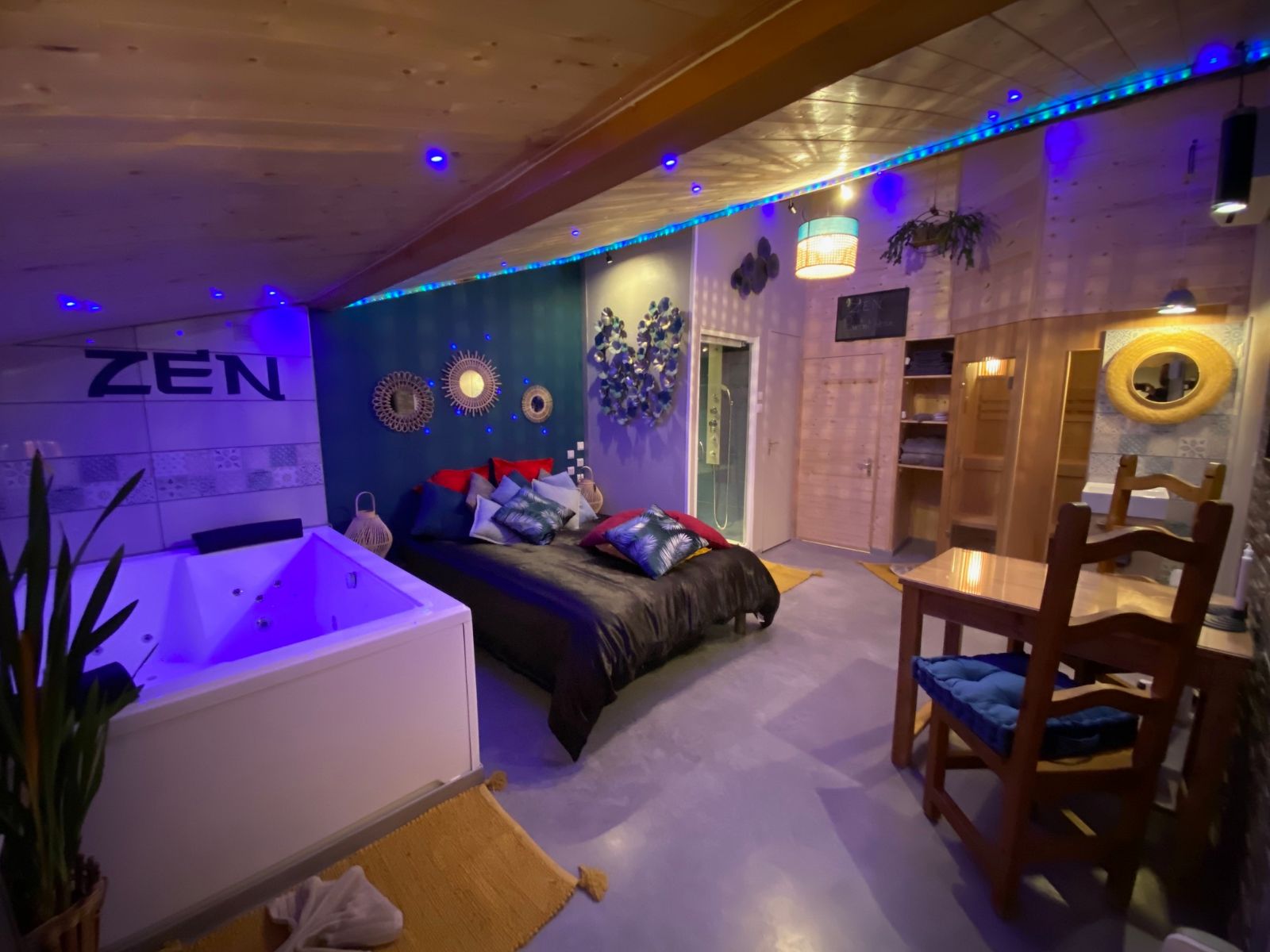 CHAMBRE BLEUE CHAMBRE BLEUE