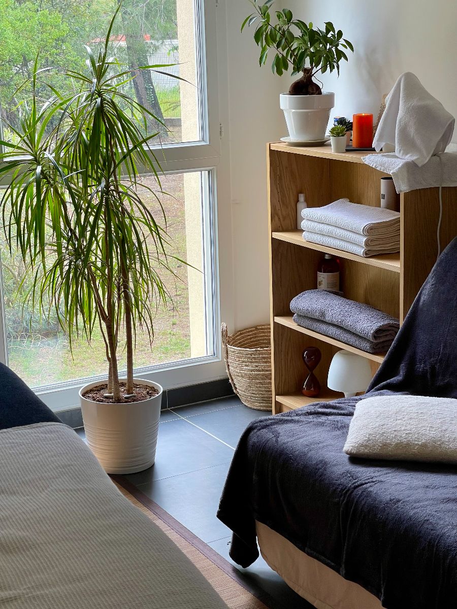 Pièce chauffée...massages aux huiles chaudes Bio Pièce chauffée...massages aux huiles chaudes Bio