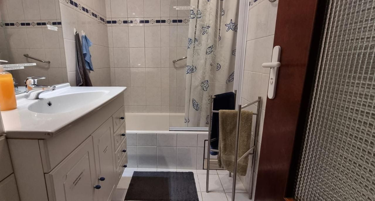 Salle de bain partagée Salle de bain partagée