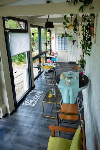 Vranda et petits djeuners avec confitures maison