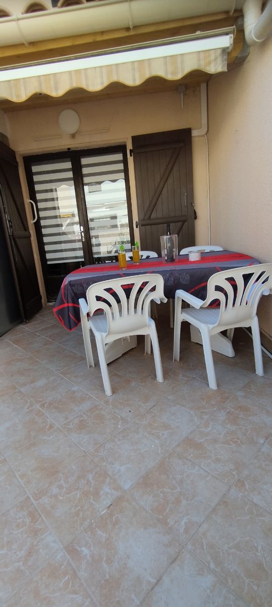 Terrasse ,wc ext�rieur+ plancha 